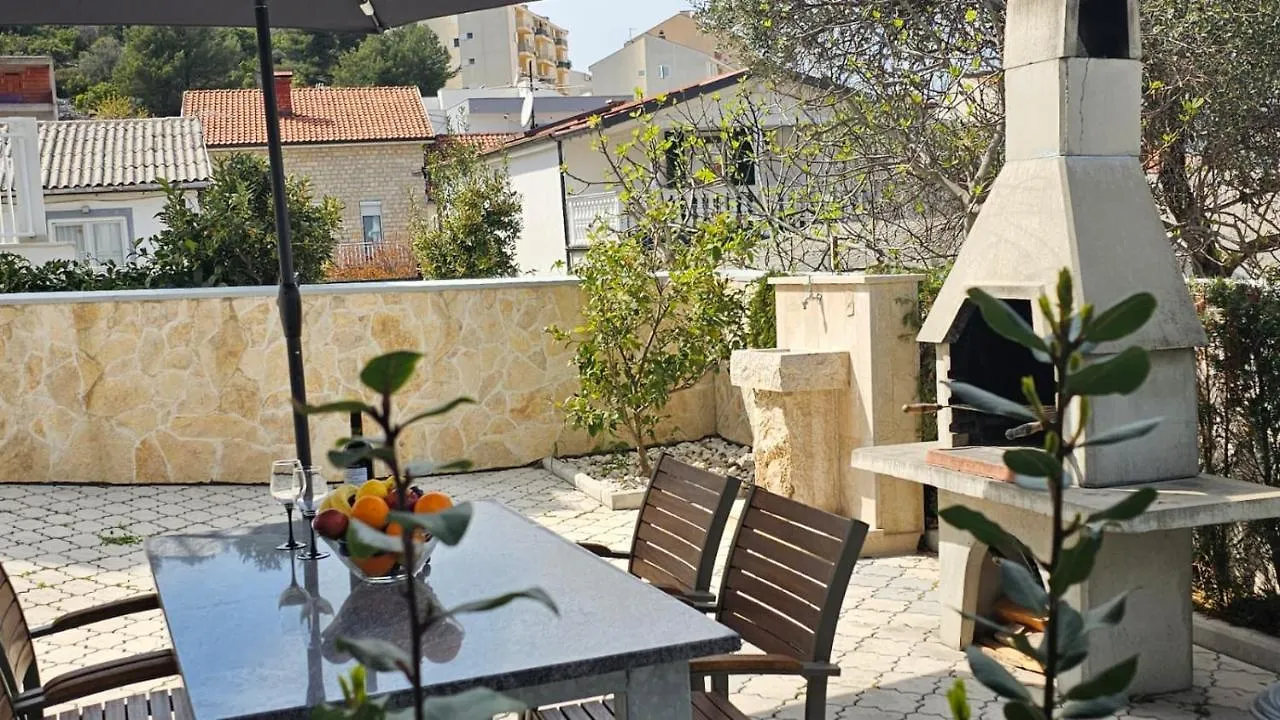 Apartmani Barnjak Trogir 0*,